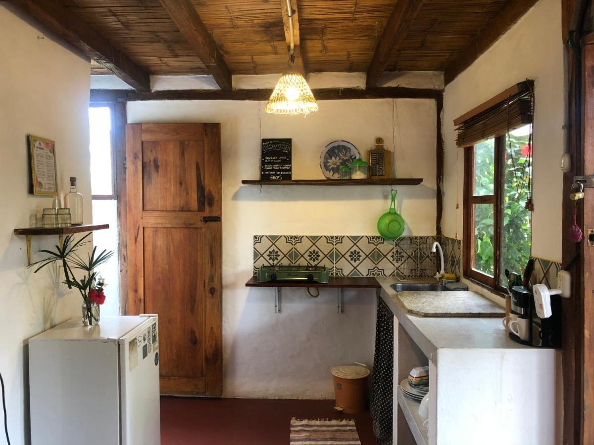 Hostal Los Orishas Ayampe Exterior photo