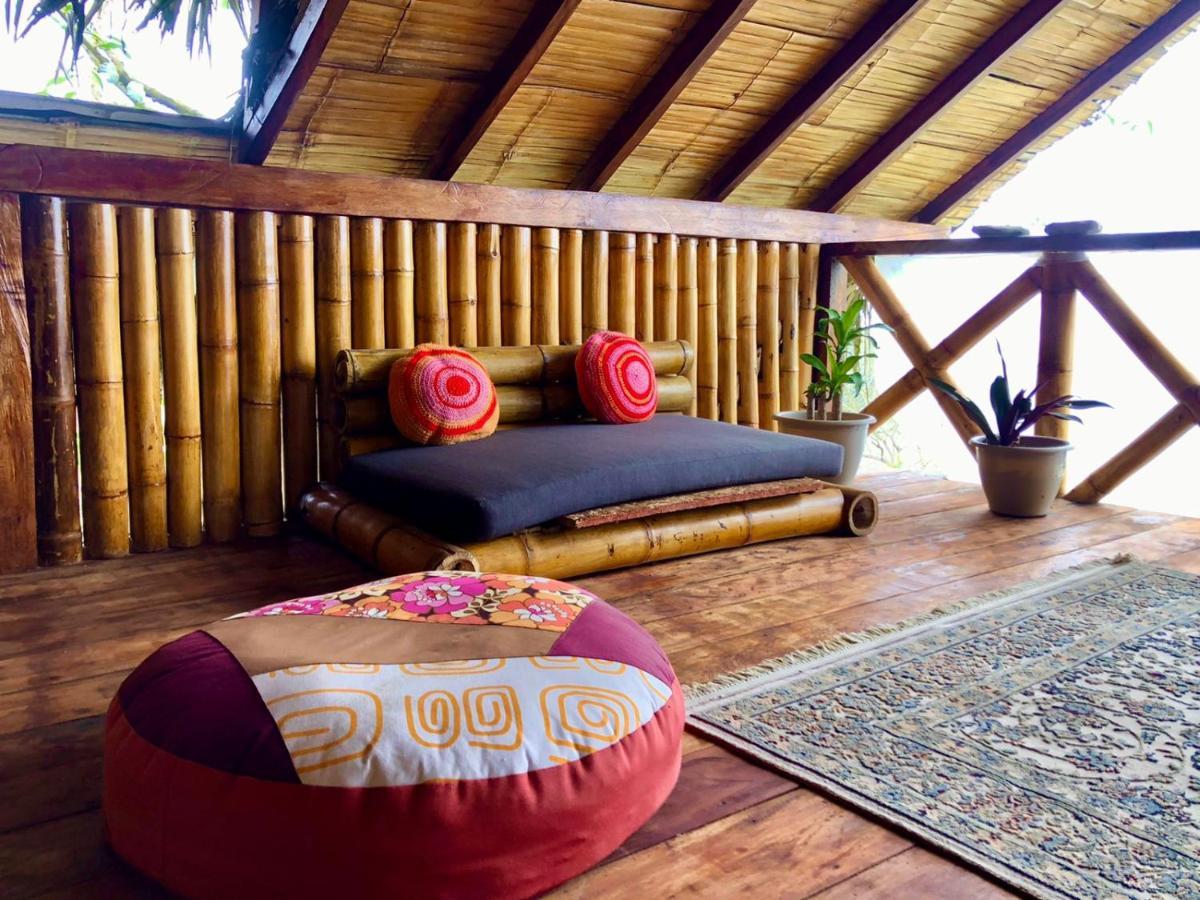Hostal Los Orishas Ayampe Exterior photo